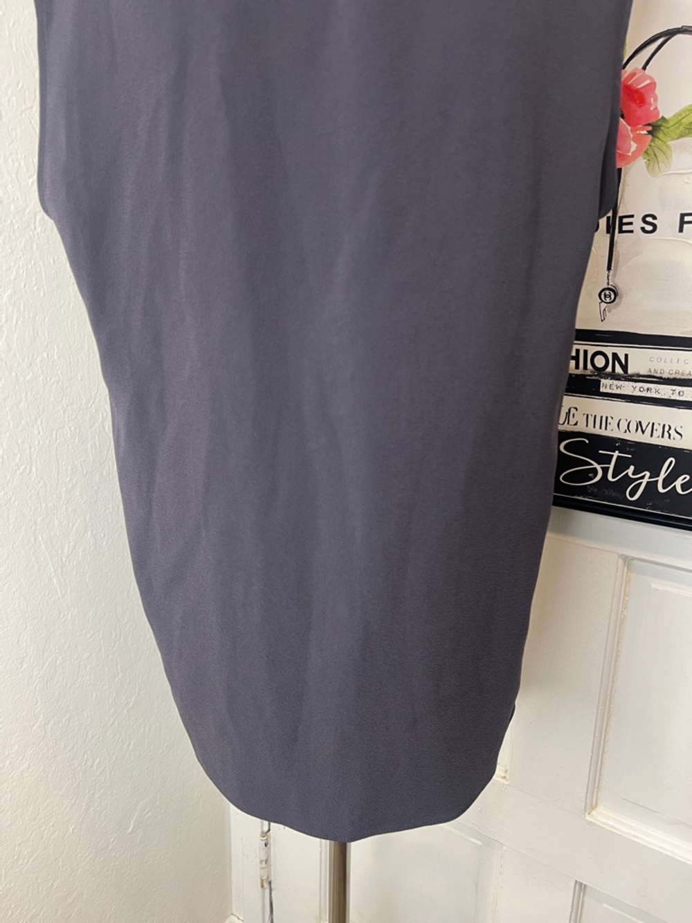 MM Lafleur Slate Gray Front Slit Tank Size L - Picture 6 of 13